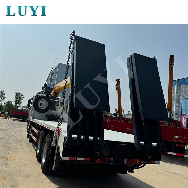 Shacman X3000 Low-Bed Transportation Add A Straight Boom Crane